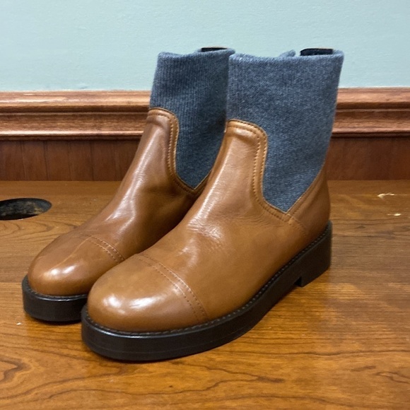 J Crew Rib-cuff boots in Italian leather
Item BM707 - Picture 4 of 7